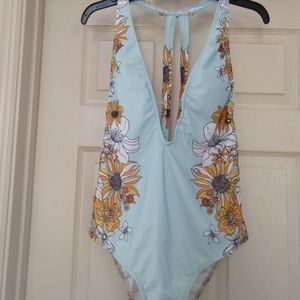 Yile Shu Women's One-Piece Swimsuit